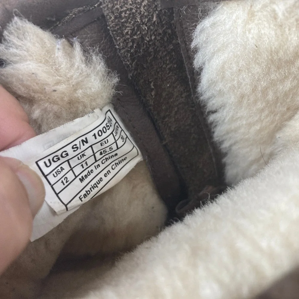 UGG Hannen Waterproof Boots Mens 12 Brown Leather‎ Suede Vibram Sole Shearling